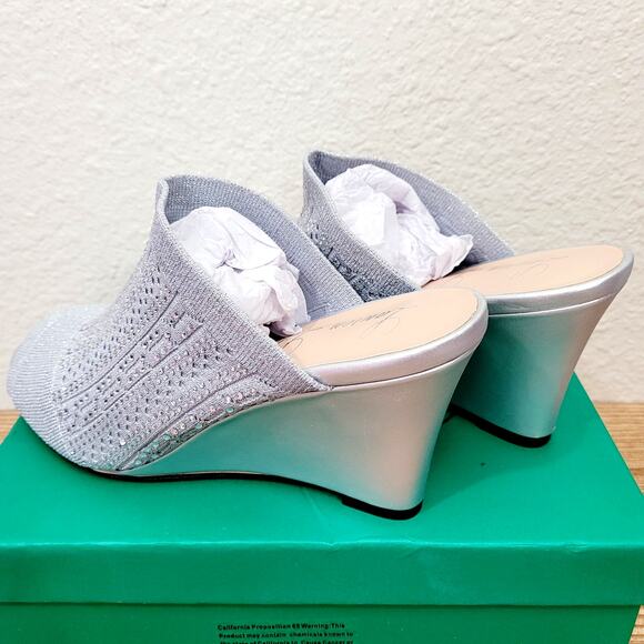 Lauren Lorraine Womens Shoes Size 9 MARTHA Wedge Slides Silver NIB Vegan - Picture 5 of 6
